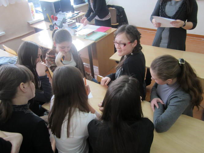 Лидеры Молодежной избирательной комиссии при Шемуршинской ТИК провели классный час «Выборы – глазами молодых»